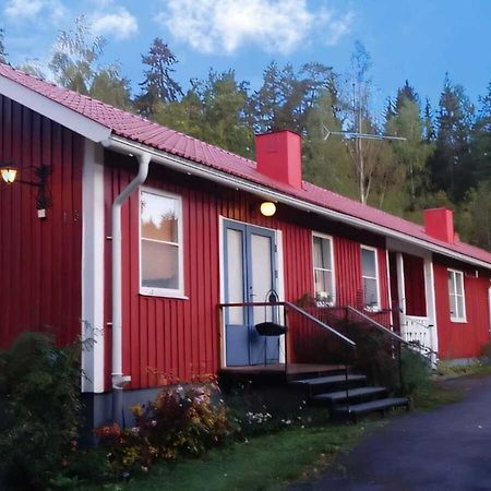 Klaraborg - Rum Och Koek I Borgvik Екстериор снимка